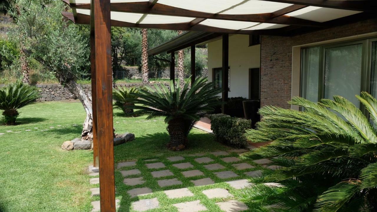 Holiday Homes Borgo Papardo Джарре Екстер'єр фото