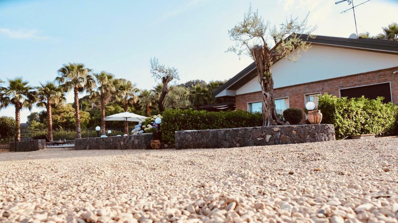 Holiday Homes Borgo Papardo Джарре Екстер'єр фото