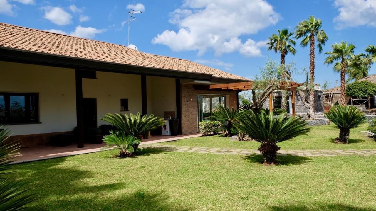 Holiday Homes Borgo Papardo Джарре Екстер'єр фото
