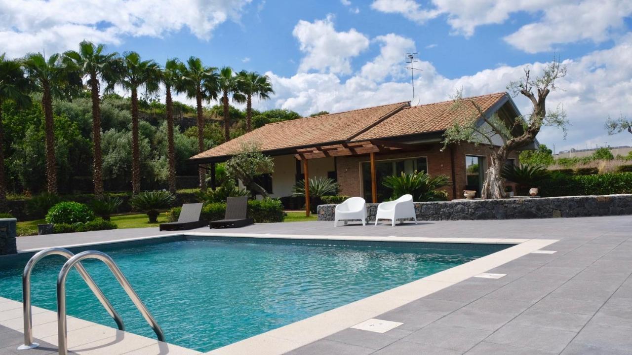 Holiday Homes Borgo Papardo Джарре Екстер'єр фото
